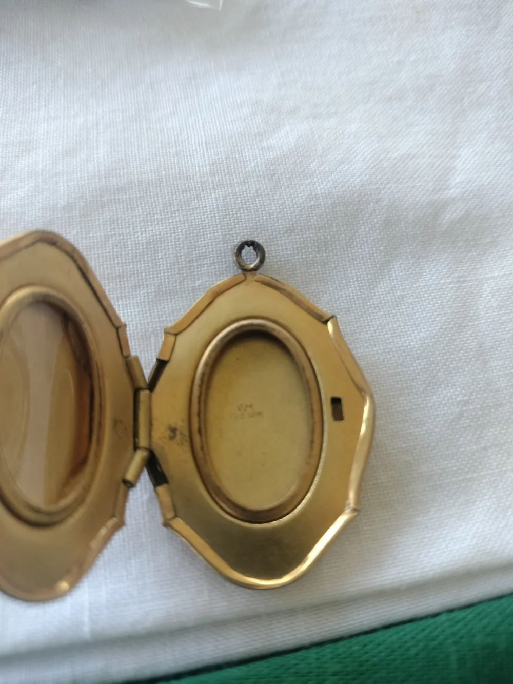 Hayward gold floral